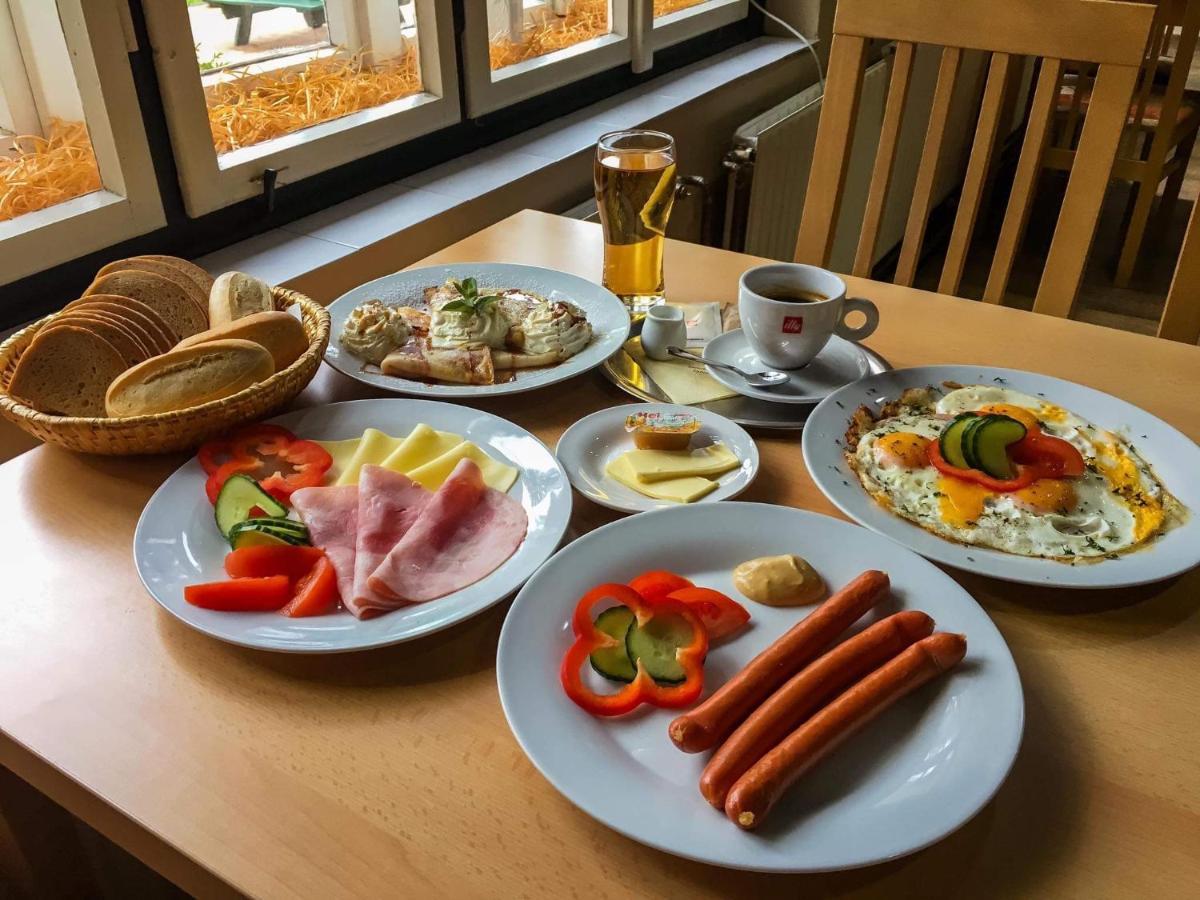 Hotel Dymnik رومبورك المظهر الخارجي الصورة