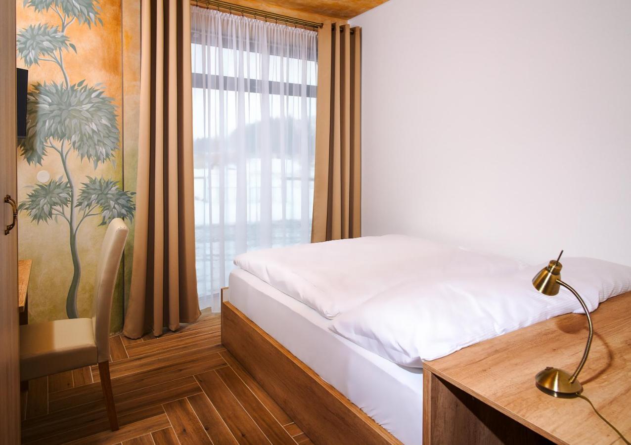 Hotel Dymnik رومبورك المظهر الخارجي الصورة